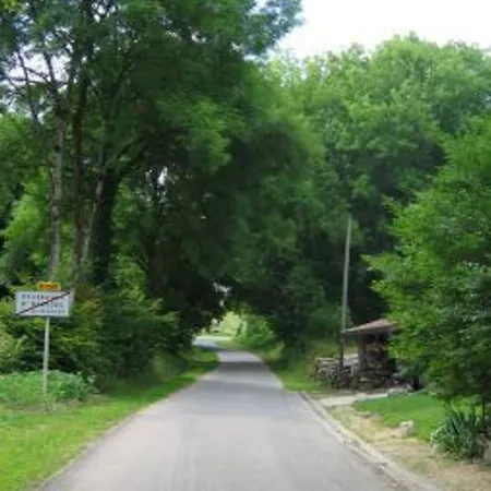 Lorrain Avec Poele, Jardin Et Terrasse, Proche Des Sites Historiques De Verdun - Fr-1-585-4 *