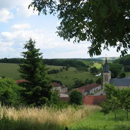 Séjour à la campagne Lorrain Avec Poêle, Jardin Et Terrasse, Proche Des Sites Historiques De Verdun - Fr-1-585-4