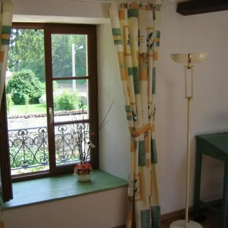 Lorrain Avec Poele, Jardin Et Terrasse, Proche Des Sites Historiques De Verdun - Fr-1-585-4 * Beausite