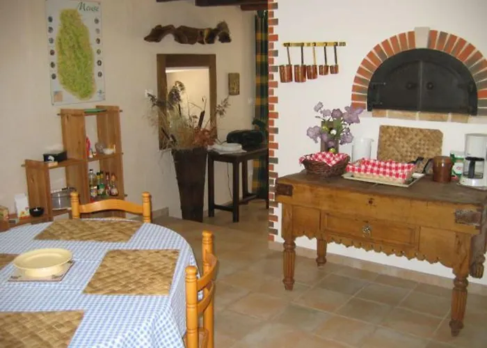 Prázdninový dům Lorrain Avec Poele, Jardin Et Terrasse, Proche Des Sites Historiques De Verdun - Fr-1-585-4 *